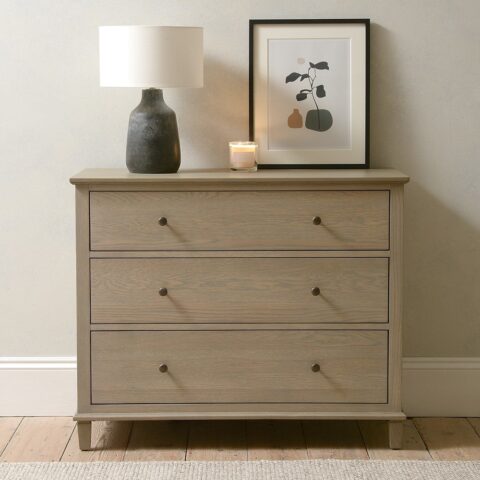 3 Drawer Chest of Drawers – Bibury Smoked Oak – The Cotswold Company