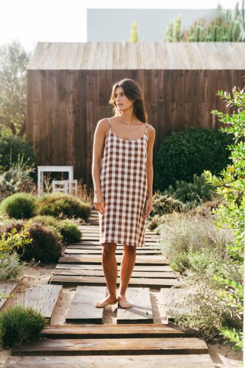 Dreamy linen night gown in Mocha Gingham | Size: L