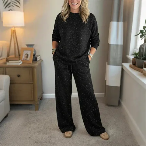 Two-piece set suitable for women – pleated sweater and pants combination